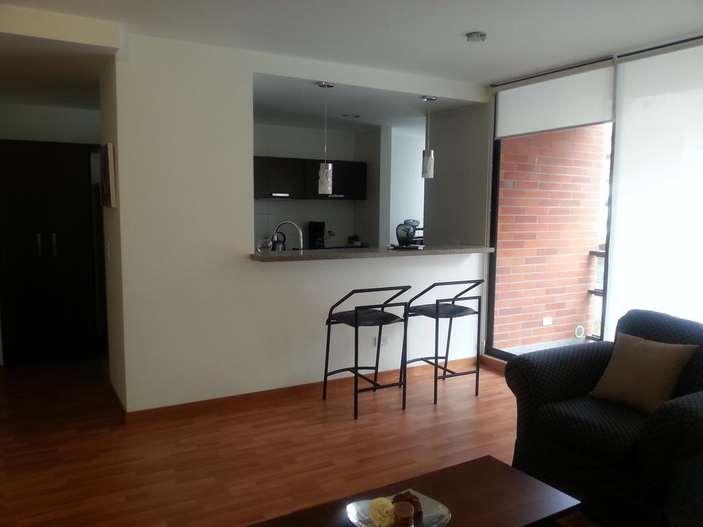 Suites Metropoli Edificio Torino Quito Chambre photo