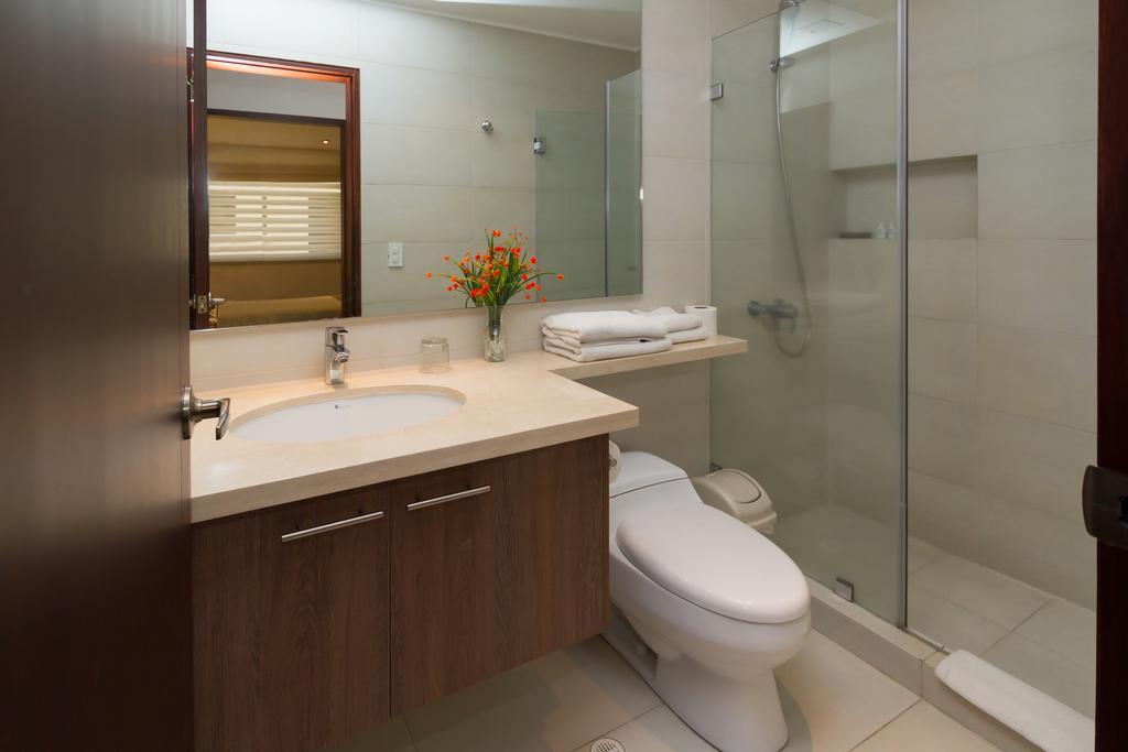 Suites Metropoli Edificio Torino Quito Extérieur photo