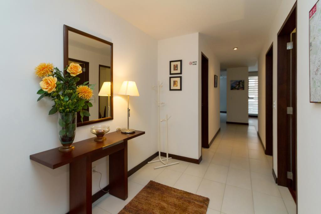 Suites Metropoli Edificio Torino Quito Extérieur photo