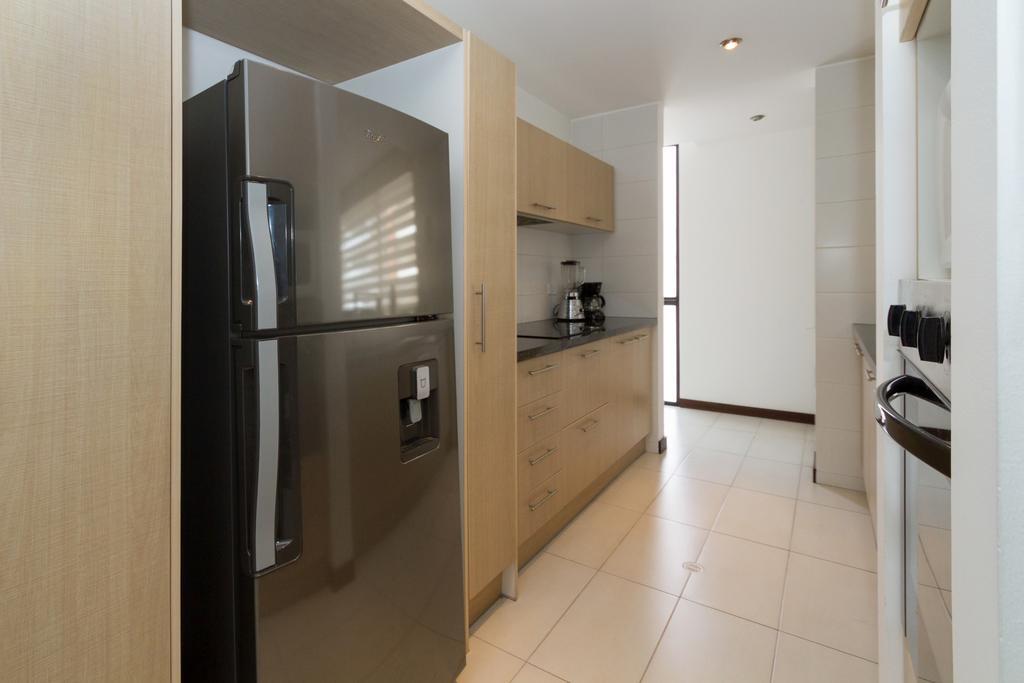 Suites Metropoli Edificio Torino Quito Extérieur photo
